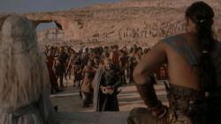extant_GameOfThrones_1x01-WinterIsComing_4996