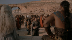 extant_GameOfThrones_1x01-WinterIsComing_4998