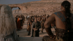 extant_GameOfThrones_1x01-WinterIsComing_4999