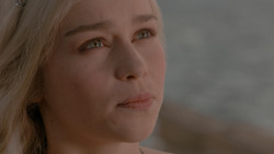 extant_GameOfThrones_1x01-WinterIsComing_5030