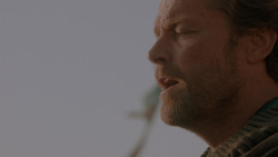 extant_GameOfThrones_1x01-WinterIsComing_5036