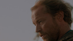 extant_GameOfThrones_1x01-WinterIsComing_5039