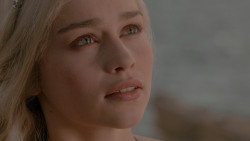 extant_GameOfThrones_1x01-WinterIsComing_5041