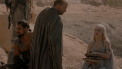 extant_GameOfThrones_1x01-WinterIsComing_5053