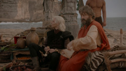 extant_GameOfThrones_1x01-WinterIsComing_5062