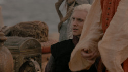 extant_GameOfThrones_1x01-WinterIsComing_5066
