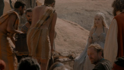extant_GameOfThrones_1x01-WinterIsComing_5070