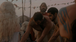extant_GameOfThrones_1x01-WinterIsComing_5082