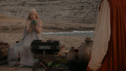 extant_GameOfThrones_1x01-WinterIsComing_5103