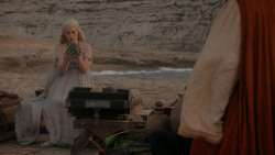 extant_GameOfThrones_1x01-WinterIsComing_5104
