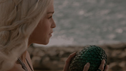 extant_GameOfThrones_1x01-WinterIsComing_5118