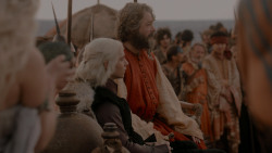 extant_GameOfThrones_1x01-WinterIsComing_5127