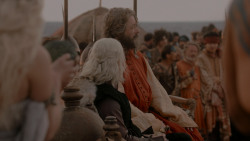extant_GameOfThrones_1x01-WinterIsComing_5128