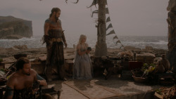 extant_GameOfThrones_1x01-WinterIsComing_5137