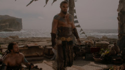 extant_GameOfThrones_1x01-WinterIsComing_5150