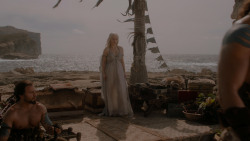 extant_GameOfThrones_1x01-WinterIsComing_5153