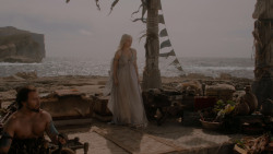 extant_GameOfThrones_1x01-WinterIsComing_5154