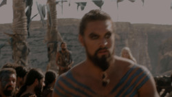extant_GameOfThrones_1x01-WinterIsComing_5165