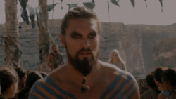 extant_GameOfThrones_1x01-WinterIsComing_5166