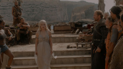 extant_GameOfThrones_1x01-WinterIsComing_5174