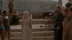 extant_GameOfThrones_1x01-WinterIsComing_5175
