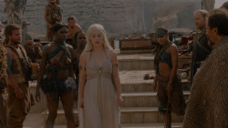 extant_GameOfThrones_1x01-WinterIsComing_5179