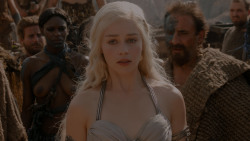 extant_GameOfThrones_1x01-WinterIsComing_5193