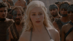 extant_GameOfThrones_1x01-WinterIsComing_5199