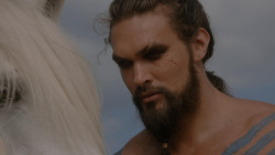 extant_GameOfThrones_1x01-WinterIsComing_5253