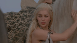 extant_GameOfThrones_1x01-WinterIsComing_5262