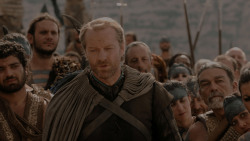 extant_GameOfThrones_1x01-WinterIsComing_5265