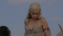 extant_GameOfThrones_1x01-WinterIsComing_5289