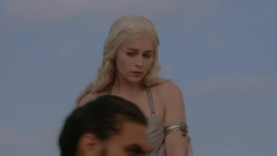 extant_GameOfThrones_1x01-WinterIsComing_5294