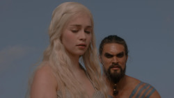 extant_GameOfThrones_1x01-WinterIsComing_5315