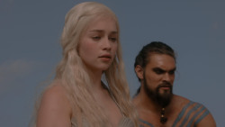 extant_GameOfThrones_1x01-WinterIsComing_5317