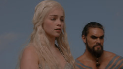 extant_GameOfThrones_1x01-WinterIsComing_5318