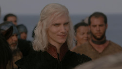 extant_GameOfThrones_1x01-WinterIsComing_5324