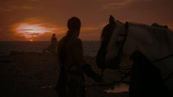 extant_GameOfThrones_1x01-WinterIsComing_5328