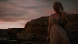 extant_GameOfThrones_1x01-WinterIsComing_5334
