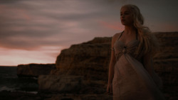 extant_GameOfThrones_1x01-WinterIsComing_5336