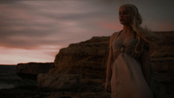 extant_GameOfThrones_1x01-WinterIsComing_5341
