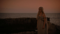 extant_GameOfThrones_1x01-WinterIsComing_5365