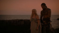 extant_GameOfThrones_1x01-WinterIsComing_5403