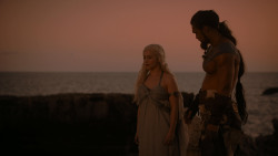 extant_GameOfThrones_1x01-WinterIsComing_5410