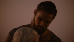 extant_GameOfThrones_1x01-WinterIsComing_5423