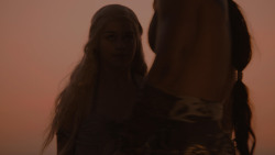 extant_GameOfThrones_1x01-WinterIsComing_5433