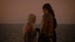 extant_GameOfThrones_1x01-WinterIsComing_5439