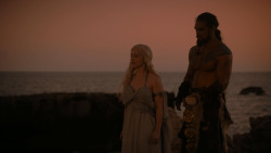 extant_GameOfThrones_1x01-WinterIsComing_5463