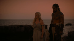 extant_GameOfThrones_1x01-WinterIsComing_5464