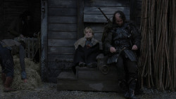 extant_GameOfThrones_1x01-WinterIsComing_5522